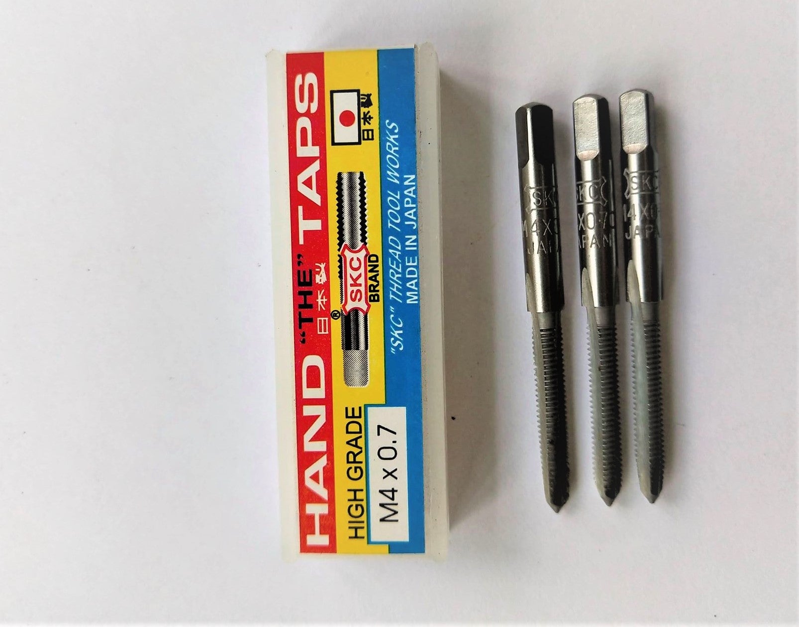 VEVOR 60 unità Set di maschi e filiere Utensile per filettatura in VEVOR 60 unità Set di maschi e filiere Utensile per filettatura in