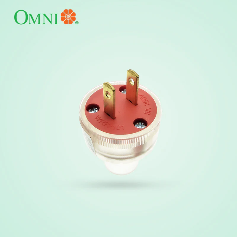 OMNI Regular Outlet Plug 5A Transparent